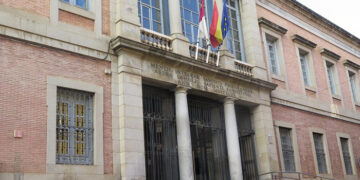 La Junta firma un protocolo con Aragón y las universidades de Castilla-La Mancha y Zaragoza para impulsar la profesionalización de la contratación pública