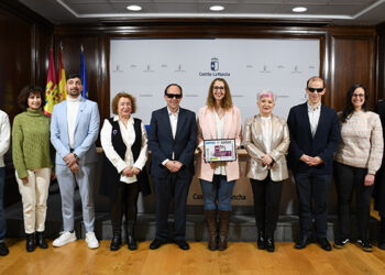 La Junta reconoce la labor de la ONCE en el lanzamiento de su cupón especial por el Día Internacional de las Mujeres