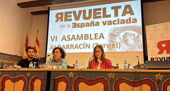 La Revuelta de la España Vaciada recoge firmas para pedir que el 31 de marzo sea declarado Día Europeo de Lucha contra la despoblación 1 La Revuelta de la España Vaciada recoge firmas para pedir que el 31 de marzo sea declarado Día Europeo de Lucha contra la despoblación