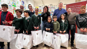La Semana Santa según la mirada infantil se dibuja en el Mirador con la exposición del Resucitado