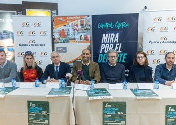 La X Carrera solidaria de Central Óptica reunirá este domigno a cerca de 700 corredores en su décimo aniversario