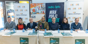 La X Carrera solidaria de Central Óptica reunirá este domigno a cerca de 700 corredores en su décimo aniversario