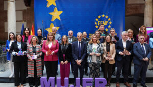 La alcaldesa de Guadalajara recoge el premio a las Buenas Prácticas Locales contra la Violencia sobre la Mujer