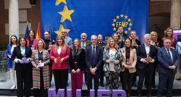 La alcaldesa de Guadalajara recoge el premio a las Buenas Prácticas Locales contra la Violencia sobre la Mujer