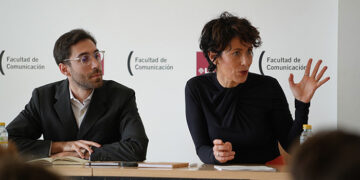 La ministra Elma Saiz aboga por un presente antirracista en su visita a la Facultad de Comunicación de la UCLM