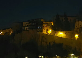 Las Casas Colgadas se apagarán una hora este sábado como adhesión a la Hora del Planeta