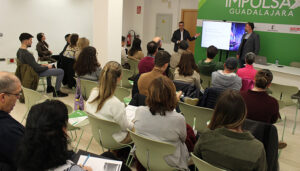 Más de 200 empresarios de Guadalajara se interesan por cómo mejorar sus negocios con la inteligencia artificial