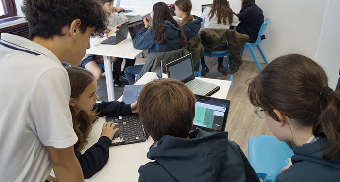 Más de 500 estudiantes y 12 docentes de Cuenca impulsan la Liga contra la Soledad No Deseada 1 Más de 500 estudiantes y 12 docentes de Cuenca impulsan la Liga contra la Soledad No Deseada