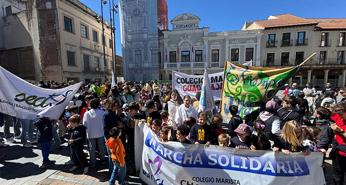 Más de 600 personas se dan cita en la XXVI Marcha Solidaria de Maristas 1 Más de 600 personas se dan cita en la XXVI Marcha Solidaria de Maristas