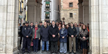 Minuto de silencio en el Ayuntamiento de Cuenca en conmemoración del Día Europeo de las Víctimas del Terrorismo