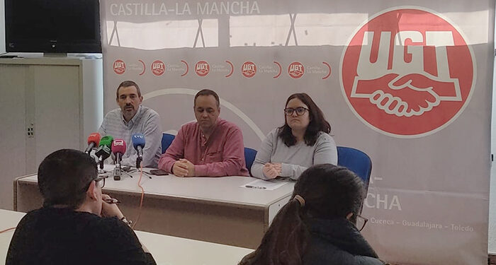 UGT consigue en Guadalajara las primeras sentencias en España que avalan que la empresa no puede pedir al trabajador justificantes diarios, de reposo o de alta en el caso del permiso de 5 días por hospitalización 1 UGT consigue en Guadalajara las primeras sentencias que avalan que la empresa no puede pedir al trabajador justificantes diarios, de reposo o de alta