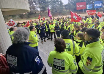 UGT y CCOO acudirán a los tribunales para denunciar el exceso de jornada de los trabajadoresas de las ambulancias de CLM 7 UGT y CCOO acudirán a los tribunales para denunciar el exceso de jornada de los trabajadoresas de las ambulancias de CLM