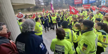UGT y CCOO acudirán a los tribunales para denunciar el exceso de jornada de los trabajadoresas de las ambulancias de CLM