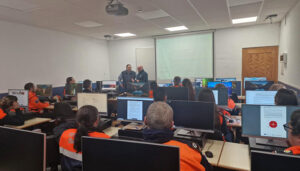 Un total de 22 voluntarios de Castilla-La Mancha de Protección Civil y policías locales se forman en el conocimiento y la prevención del ciberacoso
