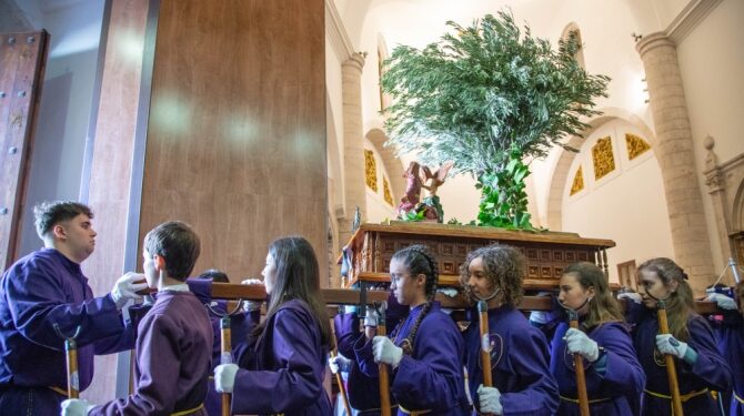 Cuenca disfruta de la Procesión Infantil más multitudinaria de su historia en una radiante mañana de sol 1 mid 1258 257 cuenca disfruta la procesion infantil mas multitudinaria su historia en una radiante manana sol