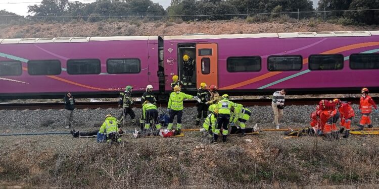 Adif realiza un simulacro de emergencia en la estación de Guadalajara Yebes 1 Adif realiza un simulacro de emergencia en la estación de Guadalajara Yebes
