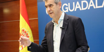 Antonio Román anuncia una PNL y una pregunta oral en el Congreso para exigir soluciones definitivas al problema de la falta de examinadores de Tráfico