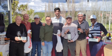 Buen ambiente deportivo y social en el torneo clasificatorio Match Play “Diamante Tapas” disputado en el campo de Golf de Villar de Olalla