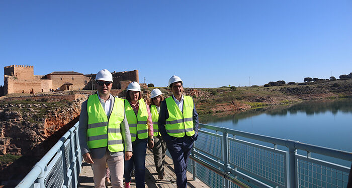 Castilla-La Mancha reclama acelerar las inversiones para utilizar ya los 50 hectómetros cúbicos que la ley reconoce a la Llanura Manchega 1 Castilla-La Mancha reclama acelerar las inversiones para utilizar ya los 50 hectómetros cúbicos que la ley reconoce a la Llanura Manchega