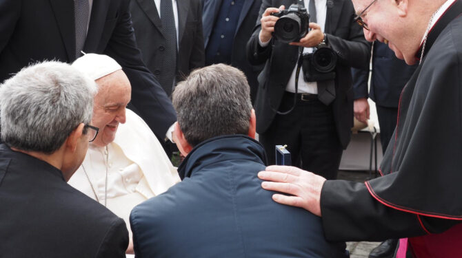 Comunicado del Sr. Obispo de Cuenca por el fallecimiento del Papa Francisco