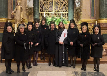 Damas de la Soledad y la Cruz