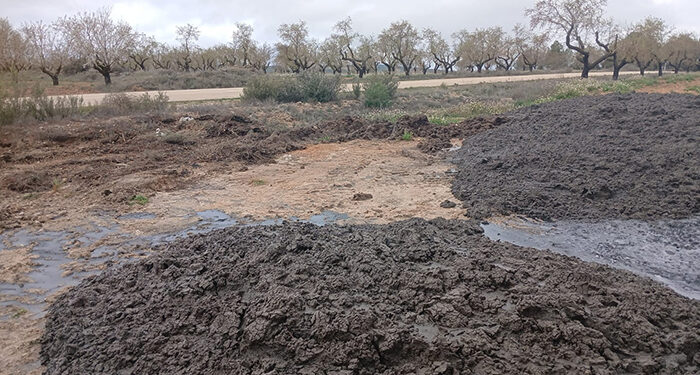 Ecologistas en Acción denuncia vertidos ilegales en Mira y el mal uso de lodos de depuradora que provocará contaminación en tierra y agua 1 Ecologistas en Acción denuncia vertidos ilegales en Mira y el mal uso de lodos de depuradora que provocará contaminación en tierra y agua
