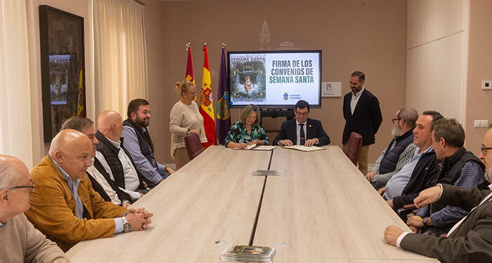 El Ayuntamiento de Guadalajara renueva el convenio con las Cofradías y Hermandades de Semana Santa 1 El Ayuntamiento de Guadalajara renueva el convenio con las Cofradías y Hermandades de Semana Santa