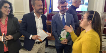 El Gobierno regional trabaja para incluir en la futura Ley de Accesibilidad Universal medidas que garanticen el acceso de todas las personas a la cultura y la lectura “sin excepción”