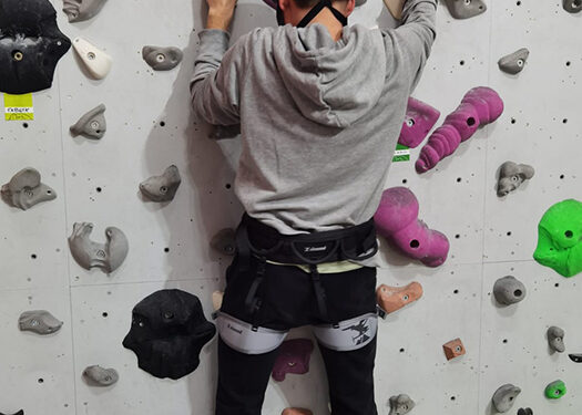 El escalador conquense ciego y con TEA del Club Deportivo amiab Sergio Aznárez Rosado acudirá este fin de semana a la Copa de España de Paraescalada