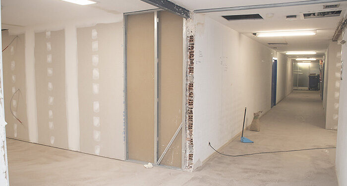 El inicio de las obras de conexión del Hospital de Guadalajara introduce modificaciones en el tránsito de personas entre la parte antigua y la ampliación 1 El inicio de las obras de conexión del Hospital de Guadalajara introduce modificaciones en el tránsito de personas entre la parte antigua y la ampliación