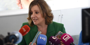 El paro baja en marzo en un mes de creación de más de 1.600 nuevos empleos pese a no contar con el impacto estacional de la Semana Santa