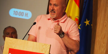 El PSOE cree que las guerras internas del PP provincial “se llevan por delante” a Tomás Martínez y evidencian la falta de compromiso del PP con San Clemente