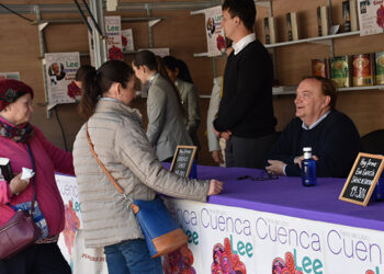 García Sáenz de Urturi, Gonzalo Giner y Lorenzo Lunar reúnen a más de medio millar de lectores en la segunda jornada de ‘Cuenca Lee’