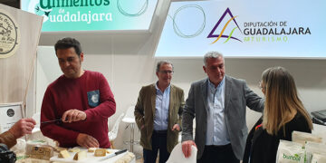 José Luis Vega apoya a los productores agroalimentarios de Guadalajara en Salón Gourmets
