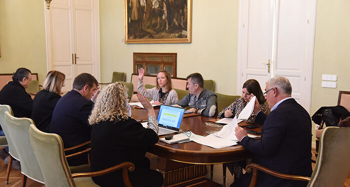 La Diputación de Guadalajara y el Gobierno regional colaboran en el desarrollo de la muestra “Caraca. Ciudad Perdida” 1 La Diputación de Guadalajara y el Gobierno regional colaboran en el desarrollo de la muestra “Caraca. Ciudad Perdida”