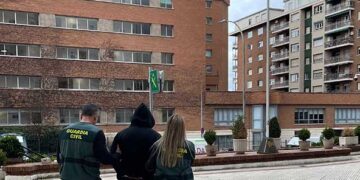La Guardia Civil detiene a dos personas tras secuestrar y agredir violentamente a un joven que volvía a Cabanillas andando desde Guadalajara