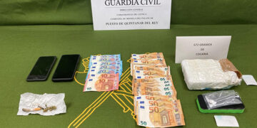 La Guardia Civil detiene a dos varones con 700 gramos de cocaína en Villanueva de la Jara