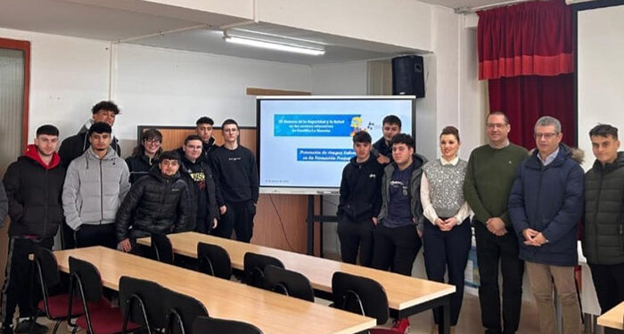 La Junta acerca la prevención de riesgos laborales a los estudiantes de FP de Motilla del Palancar