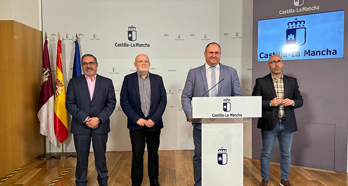 La Junta ayudará con 20 millones de euros a 928 agricultores y ganaderos a comprar maquinaria agrícola más eficiente