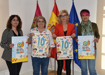 La Junta felicita a la asociación ATELCU en su décimo aniversario y le tiende la mano para seguir “avanzando juntos”