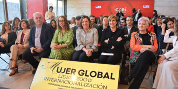 La Junta llama a tejer una red que permita proyectar a la mujer en ámbitos económicos como la internacionalización