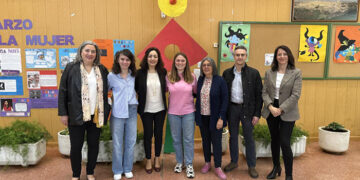 La Junta recibe a estudiantes francesas que realizan prácticas en centros educativos de Castilla-La Mancha