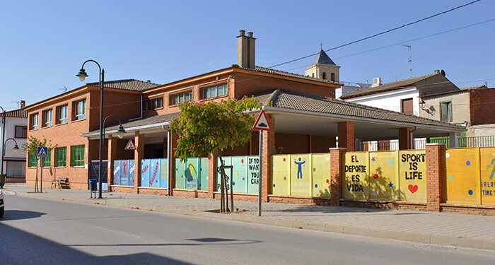 La Junta reitera al Ayuntamiento de Las Pedroñeras la petición de un suelo único el que construir un nuevo colegio