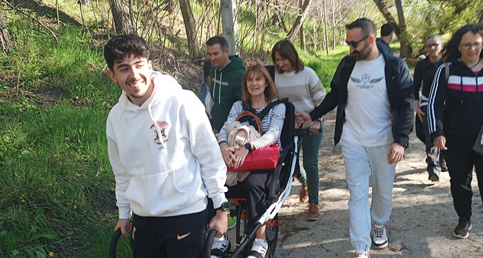 La Junta y la Federación de Deportes de Montaña de Castilla-La Mancha organizan una jornada sobre el uso de la Silla Joëlette 1 La Junta y la Federación de Deportes de Montaña de Castilla-La Mancha organizan una jornada sobre el uso de la Silla Joëlette