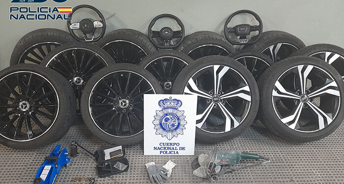 La Policía Nacional detiene en Guadalajara al autor de varios robos de neumáticos y volantes de vehículos de alta gama 1 La Policía Nacional detiene en Guadalajara al autor de varios robos de neumáticos y volantes de vehículos de alta gama