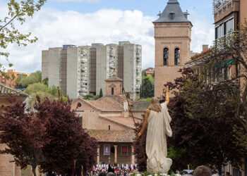 La procesión del Encuentro pone un final soleado a una Semana Santa en Guadalajara marcada por la lluvia