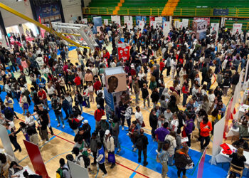 La segunda feria de empleo de Guadalajara organizada por Cruz Roja duplica participantes y logra traspasar las 3.000 entrevistas realizadas en una mañana. La segunda feria de empleo de Guadalajara organizada por Cruz Roja duplica participantes y logra traspasar las 3.000 entrevistas realizadas en una mañana.