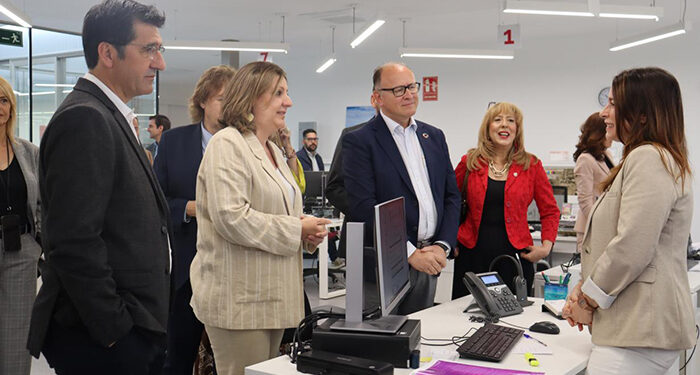 Los programas duales de Formación Profesional en el Ámbito Laboral superan el compromiso de contratación y alcanzan una inserción del 45 por ciento 1 Los programas duales de Formación Profesional en el Ámbito Laboral superan el compromiso de contratación y alcanzan una inserción del 45 por ciento