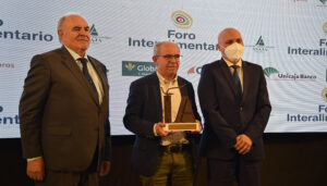 Martínez Chana defiende la agricultura y la ganadería como las mejores herramientas para garantizar la soberanía alimentaria