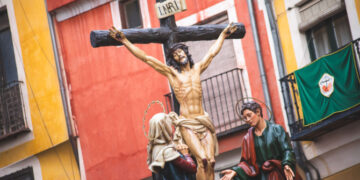 Más de 24.000 nazarenos han desfilado este año en la Semana Santa de Cuenca, una de las más participativas